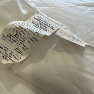 Frette Queen size duvet used for display only